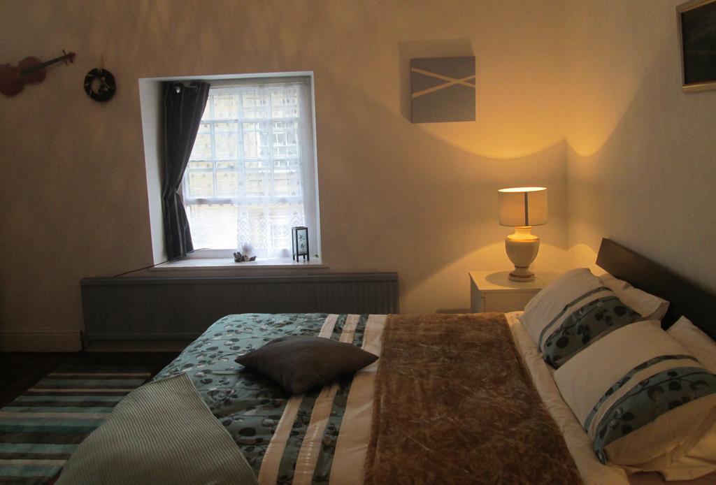 One Castle Street Bed And Breakfast Бэйквэлл Номер фото